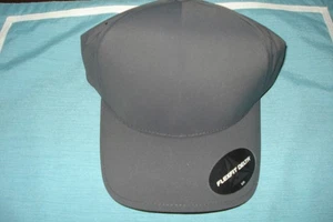 Port Authority Unisex Flexfit Delta Stylish Cap  Sz s/M  New! - Picture 1 of 4
