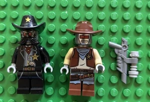 Lego Sheriff Not-a-robot Minifigure The Lego Movie 70800 deputron minifigure - Picture 1 of 2