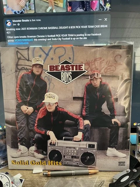 BEASTIE BOYS SOLID GOLD HITS 2LP 2005 CAPITOL M/M Gatefold Foto 1 de 1