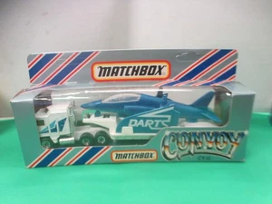 Matchbox Convoglio CY12 Kenworth Trasportatore Aereo Freccette Semi Camion Rimorchio - Foto 1 di 3
