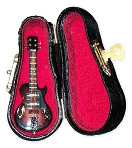 Realistic ELECTRIC GUITAR Miniature Musical Instrument Figurine, Broadway Gifts - Picture 1 of 3