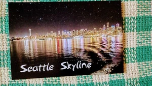 BEAUTIFUL GLOWING POST CARD SEATTLE SKYLINE SEATTLE WASHINGTON - Picture 1 of 14