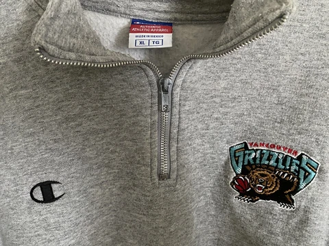 RARE Vtg 90s Champion Vancouver Grizzlies Gray 1/4 Zip Sweatshirt Sz XL NBA Cover