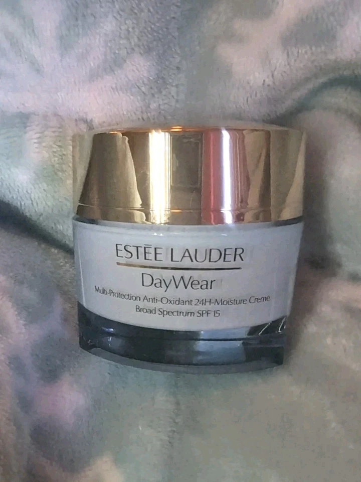 Estee Lauder Daywear Multi Protection Anti-Oxidant Creme SPF 15 - 1.7 oz/50ml - Image 1 of 4