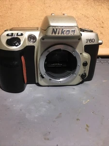 Nikon F60 - Foto 1 di 5