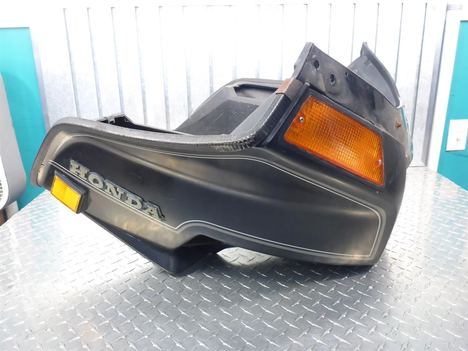 83 本田 Goldwing GL1100I GL 1100 前整流罩信号车头灯外壳 — 第 1/4 张图片