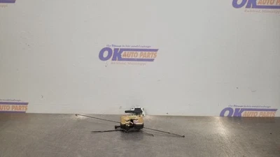 1987 VOLKSWAGEN VANAGON DOOR LOCK LATCH FRONT RIGHT PASSENGER - Image 1 of 4