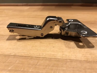  Scharnier, Topfband,  110° Push To Open für grifflose, einschlagende Türen, neu - Bild 1 von 4