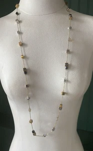 Brighton Silent Code Halskette, langer Würfel & Kristall in goldfarbener Fassung 40" lang - Bild 1 von 6