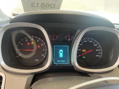 Used Speedometer Gauge fits: 2017 Chevrolet Equinox US market w/o lane departure - Изображение 1 из 4