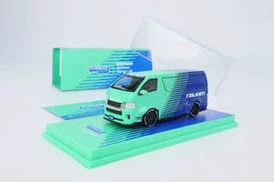 Coche modelo Falken Tarmac Works 1:64 Hiace carrocería ancha en caja - Imagen 1 de 7