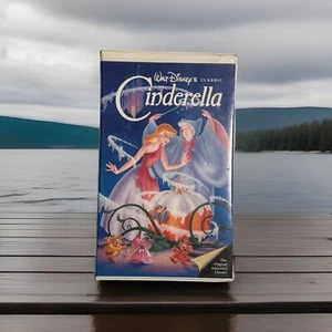 ๐ Walt Disney RARE Classic BLACK DIAMOND Cinderella VHS tape (ORIGINAL RELEASE) - Picture 1 of 12
