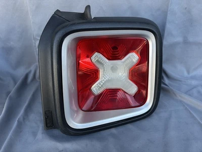 OEM | 2015 - 2022 Jeep Renegade Halogen Tail Light (Right/Passenger) - Image 1 of 4