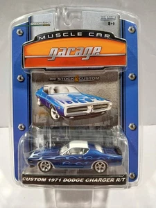Greenlight MCG 1971 CUSTOM DODGE CHARGER R/T 1:64 Diecast - MUSCLE CAR GARAGE - Picture 1 of 2