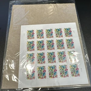 Hoja de 20 estampillas Forever Scott #5849 MNH S46 Celebration Blooms 2024 de Estados Unidos - Imagen 1 de 5