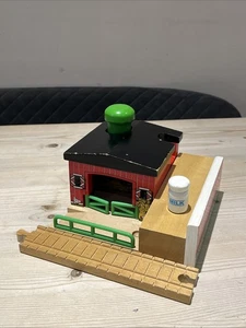 Thomas Wooden Railway SODOR DAIRY FARM for wooden train sets - Picture 1 of 9