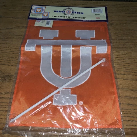 University of Tennessee Mini Flag and Banner. 14” X 11”. New 1998. Free Shipping Cover