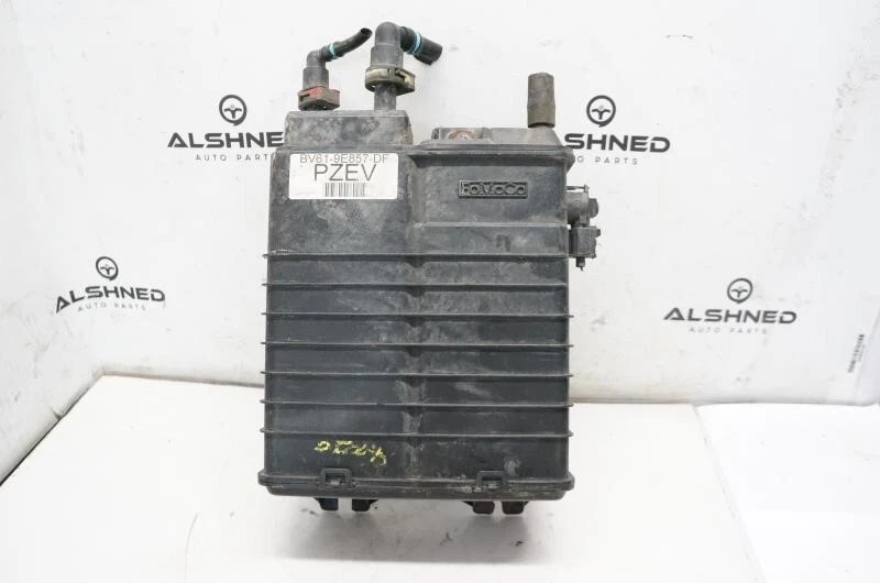 12-2018 Ford Focus Fuel Vapor Evaporator Emission EVAP Canister BV61-9E857-DF OE - Image 1 of 4