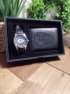 Подарочный набор Kansas City Chiefs NFL черные часы и бумажник - Изображение 1 из 4