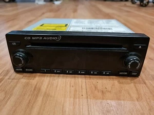 CAR STERIO RADIO HEAD UNIT GM HOLDEN BARINA CRUZE 96444822 OEM - Picture 1 of 4
