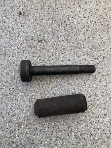 JU250 spring and bush - Picture 1 of 2