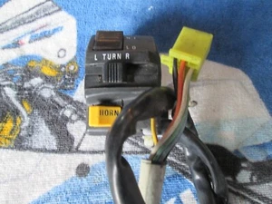 SUZUKI 37400-32B20 RG125FUN HANDLE BAR SWITCH - Picture 1 of 1
