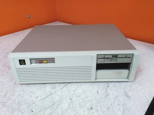 Gateway 2000 HWYM386-33 desktop Intel 386 33 MHz 4 stick RAM 0HD corrosione AS-IS - Foto 1 di 9