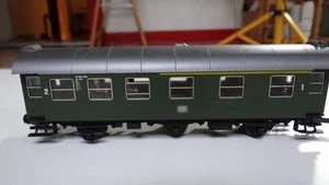 Roco H0, Personenwagen, 37959 Köl , 2.Klasse, sehr gut erhalten (402) - Bild 1 von 6