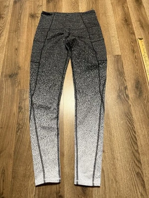 Pantalones Champion, Mujer Talla Pequeña, Negro Blanco, Ombre, Pull On, Leggings Foto 1 de 4