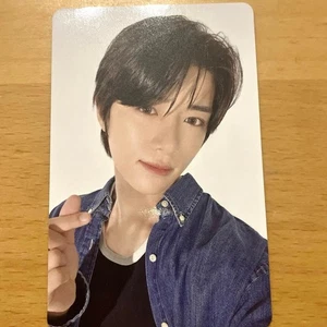 BOMGYU TXT TOMORROW X TOGETHER VR CONCERT : HEART ATTACK Photo card JAPAN vol.1 - Picture 1 of 24