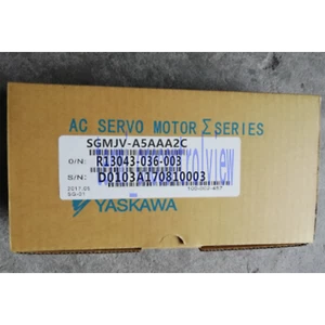 NEW ONE Yaskawa servo Motor SGMJV-A5AAA2C - Picture 1 of 1