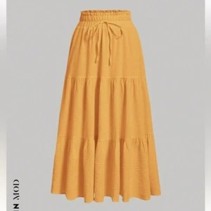 SHEIN MOD YELLOW TIERED SKIRT SIZE MEDIUM - Picture 1 of 5