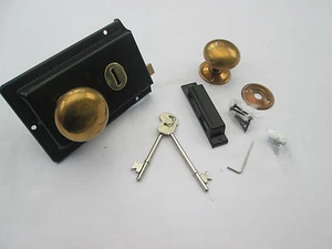 OLD VINTAGE PERIOD VICTORIAN STYLE SOLID BRASS BLACK RIM LOCK DOOR KNOB HANDLES - Picture 1 of 14