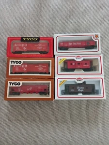 6 car set/lot of ho scale rolling stock (burlington cb & q 4x)(caboose 2x) video - Picture 1 of 11