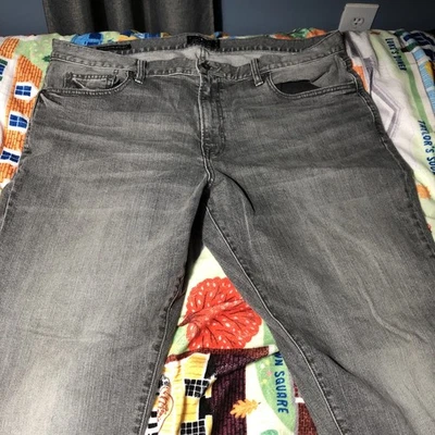 Men’s Lucky Brand 221 Original Straight Faded Black Jeans 40/32. Pre-Owned. - Image 1 of 4