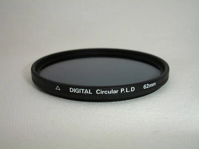 QUANTARAY 62mm Digital Circular P.L.D - Polarizing filter , Polarizer PLD , GUC - Image 1 of 2