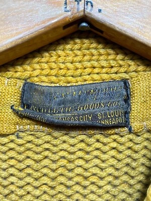 Chaleco de lana tejido Michigan vintage de los años 40 L/XL camiseta de rugby de fútbol americano universitario Foto 1 de 4