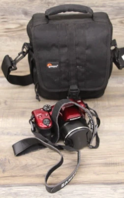 Цифровая камера Samsung серии WB WB1100F 16,4 Мп - красная - Изображение 1 из 4