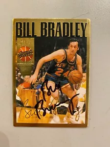 Tarjeta firmada por Bill Bradley 1993 llena de acción de la corte NY Knicks JSA envío gratuito - Imagen 1 de 2