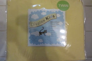 JUEGO DE SÁBANAS DOBLES DIVATEX NIÑOS MICROFIBRA NUEVO EN PAQUETE AMARILLO PLÁTANO PÁLIDO REDUCIDO - Imagen 1 de 5