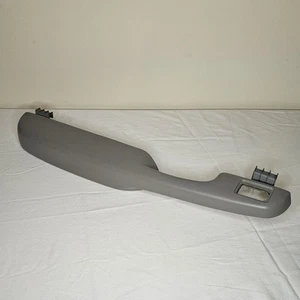 1999-2006 Chevy Silverado Tahoe left Door Panel Armrest Pull Handle Beige - Picture 1 of 9