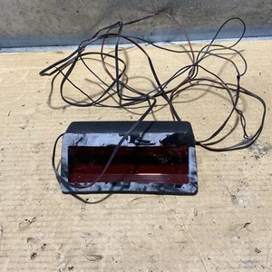 Tercera luz de freno HELLA para Mercedes-Benz W124 sedán - Imagen 1 de 6