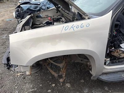 GMC Yukon XL 1500 5.3L Driver Side Fender 07 08 09 10 11 12 13 14 OEM Gold EXT - Image 1 of 4