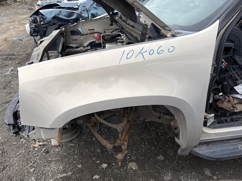 GMC Yukon XL 1500 5.3L Driver Side Fender 07 08 09 10 11 12 13 14 OEM Gold EXT - Image 1 of 4