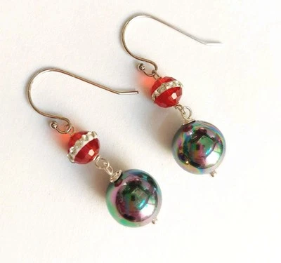 Orecchini pendenti in argento 925 con perla grigia 8 mm e cristallo con strass  - Immagine 1 di 4