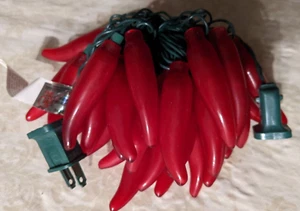 CASA NOEL Chili Pepper Indoor Outdoor String 35 Decorative Lights Red Hot Pepper - Picture 1 of 4