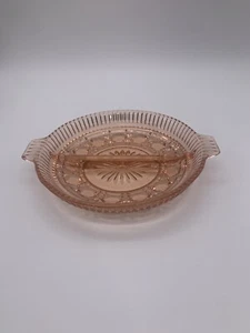 De colección. Bandeja de relés dividida Starburst Windsor Pink Depression 2 partes con asas - Imagen 1 de 15