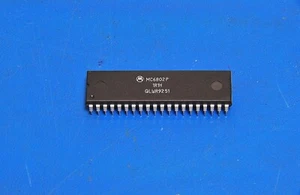MICROPROCESSOR IC MC6802P IC MICROPROCESSOR 6802 MOT 6802 - Picture 1 of 3