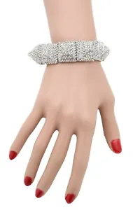 Women Elegant Fashion Jewelry Silver Metal Bracelet Shiny Bling Pyramid Spikes - Picture 1 of 11