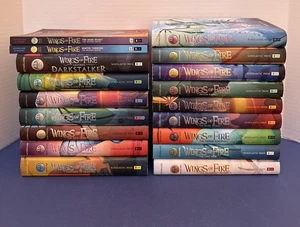Lot of 16 ~ HC Books ~ Tui Sutherland ~ WINGS OF FIRE #1-16 + 2 GRAPHIC NOVELS - Foto 1 di 22